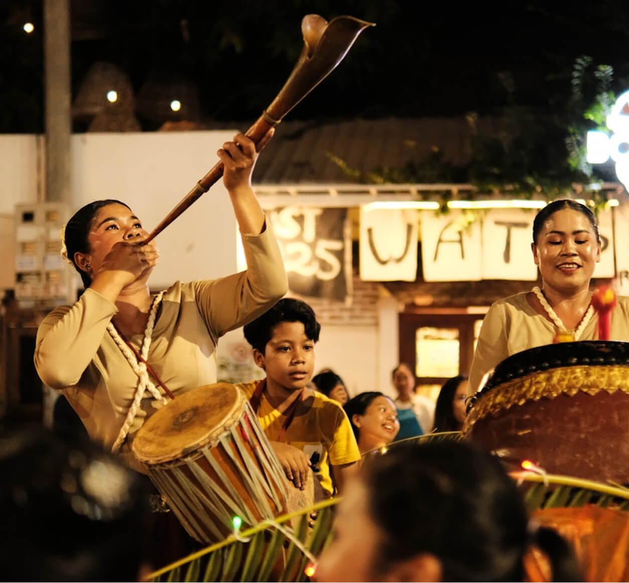 ecotourism supports respecting local culture